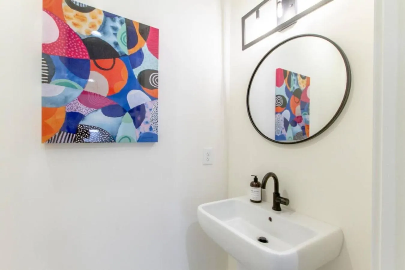 The Ultimate Hip-Hop Haven With Rooftop Patio Nashville Holiday home