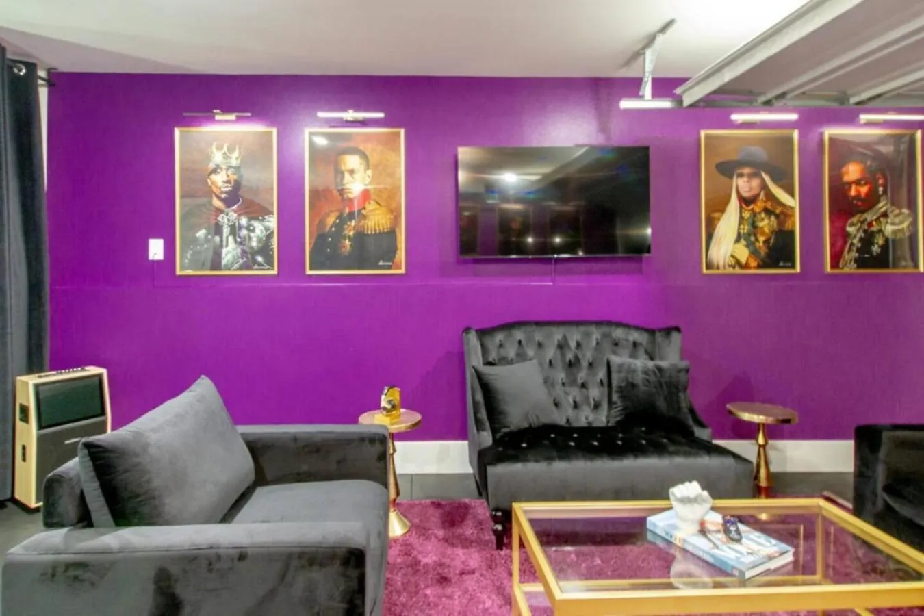 The Ultimate Hip-Hop Haven With Rooftop Patio Nashville Holiday home