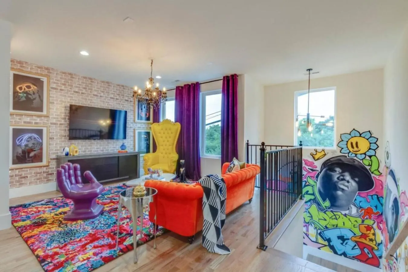 Holiday home The Ultimate Hip-Hop Haven With Rooftop Patio Nashville